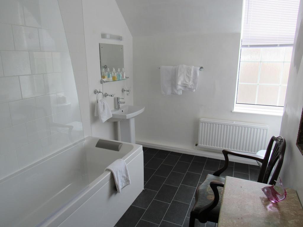 The Beaumont Accommodation Louth  Bagian luar foto