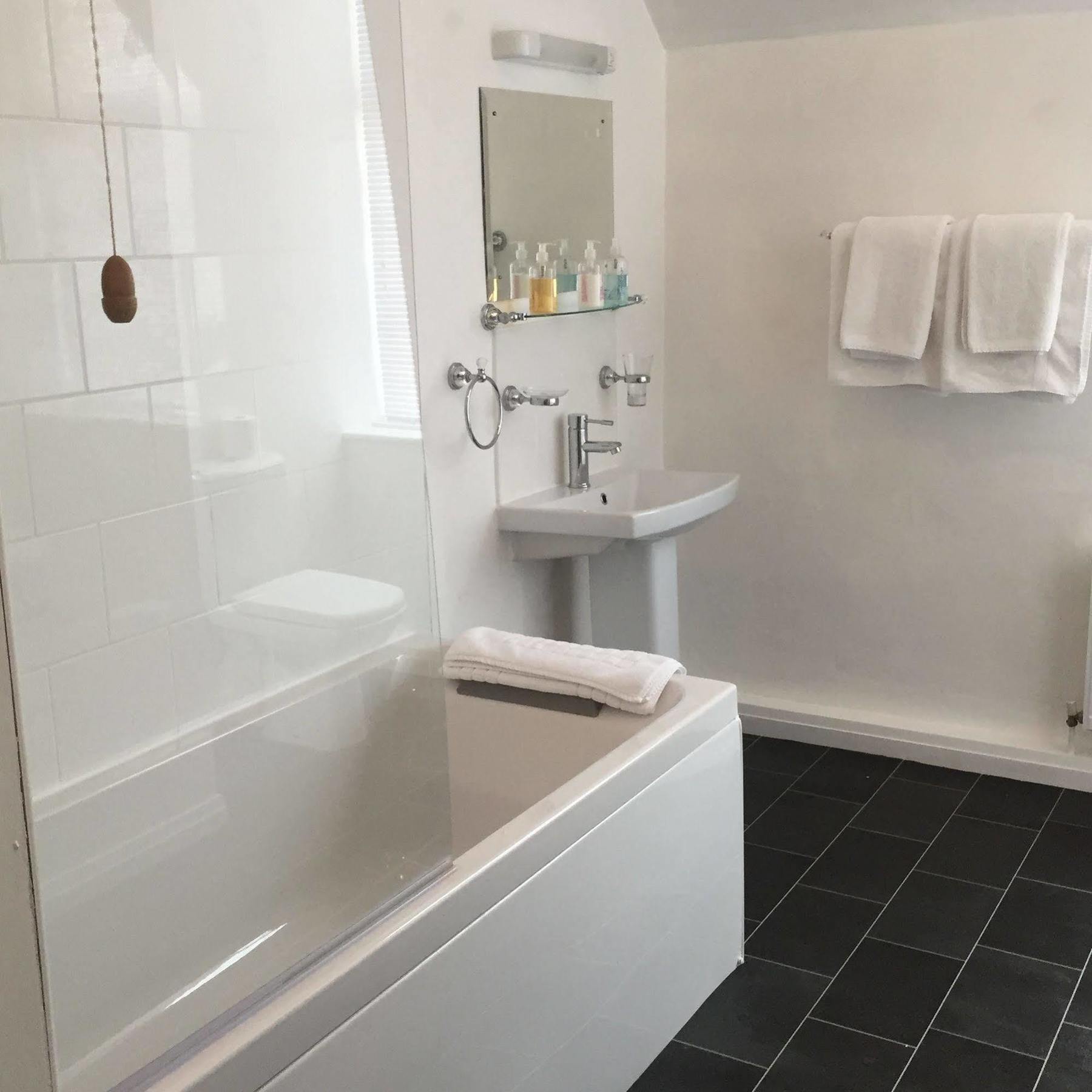 The Beaumont Accommodation Louth  Bagian luar foto