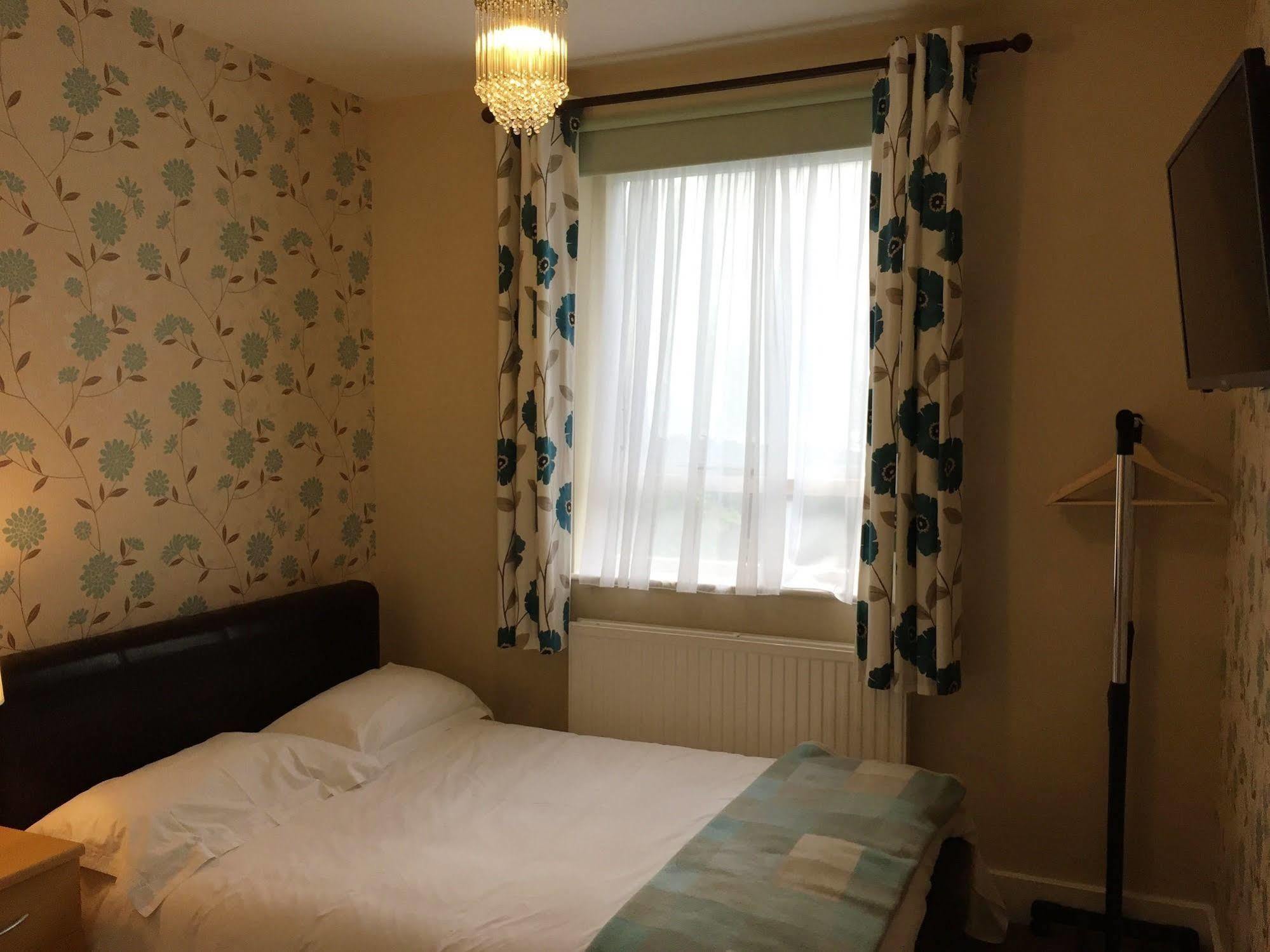 The Beaumont Accommodation Louth  Bagian luar foto